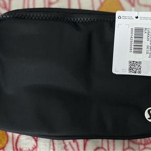 lululemon athletica everywhere belt bag fanny pack NWT